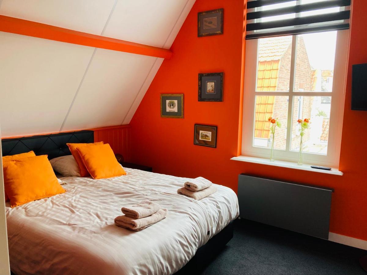 B&B With Or Without De Schuur Zierikzee Exterior photo